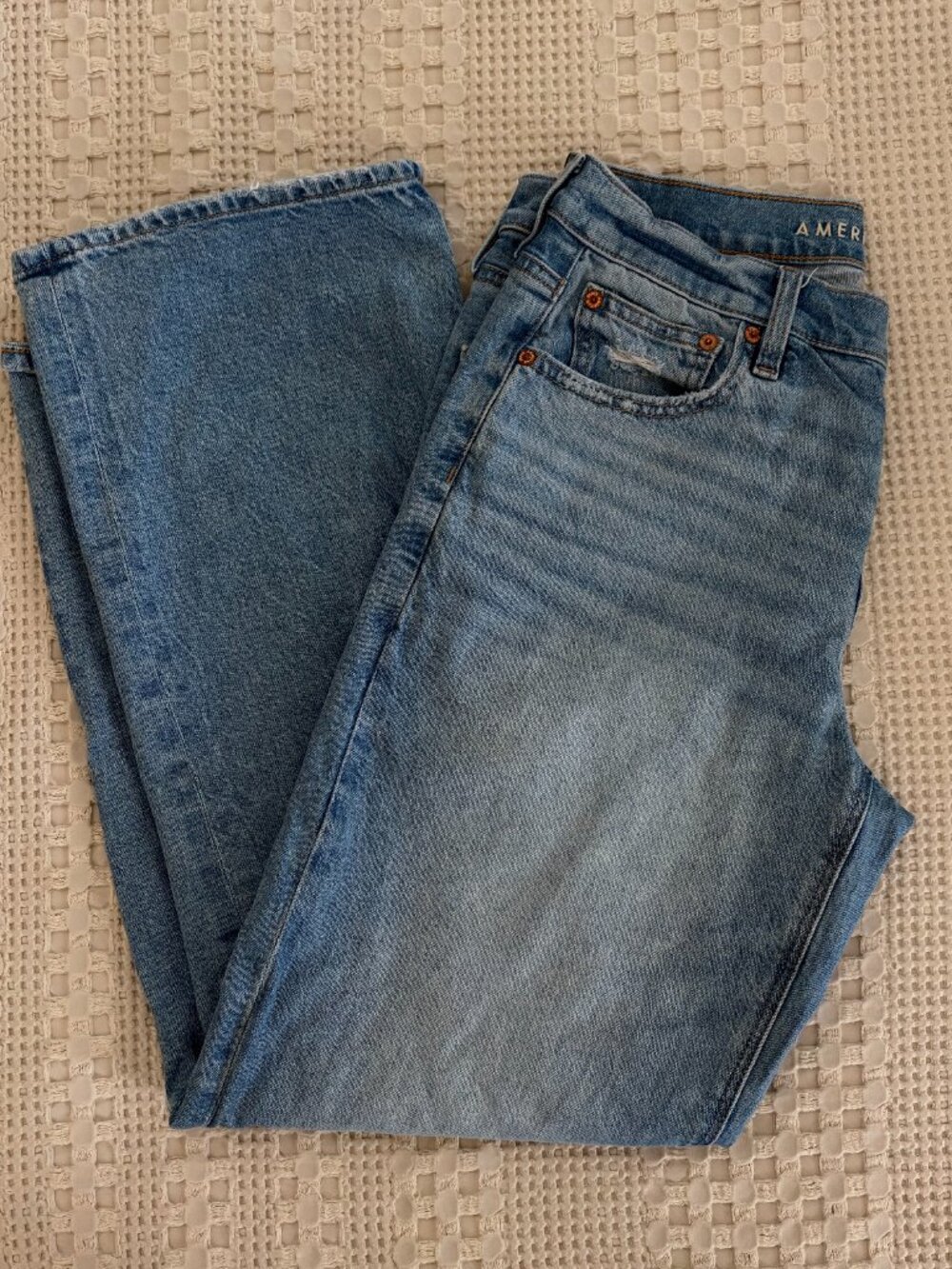 AE Strigid High-Waisted Stovepipe Jean - Picture 5 of 7